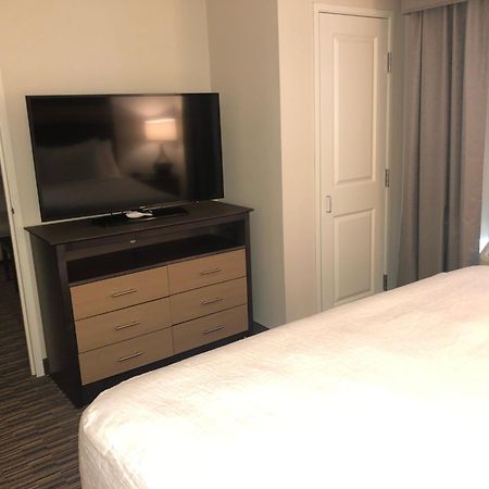 Grandstay Hotel & Suites Rock Valley الغرفة الصورة